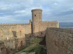 Castillo de La Puebla de Alcocer: guía completa de la visita y mejores vistas de La Serena